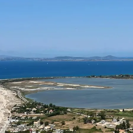 Borgo! ευχάριστο δίπλα στη θάλασσα!! Lefkáda